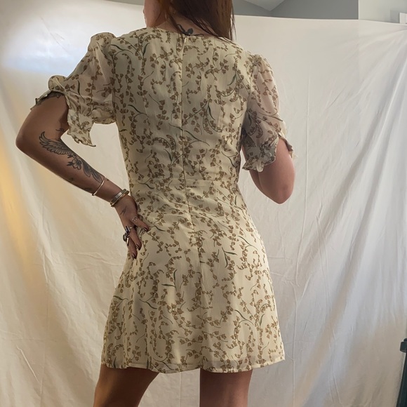 Chiffon and silk dress - Picture 3 of 4